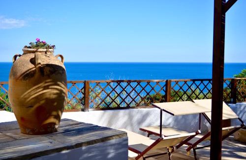 Castro Marina House | Casa Le Radici-Castro