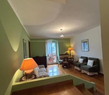 San Pellegrino Terme Apartment | Casa Lella