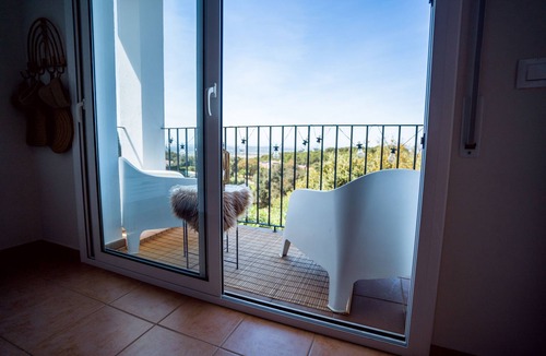 Pals Villa | Casa Loto beautiful modern familiy house