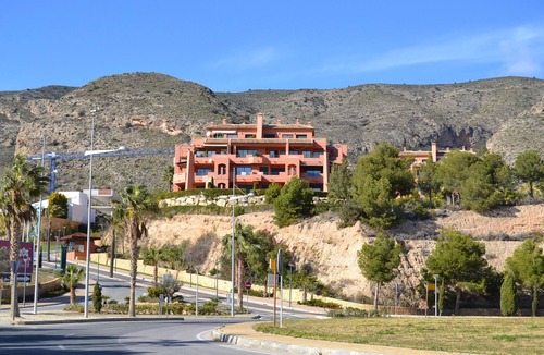 Golf Bahia House | Casa MATTEO Sierra Cortina by Costa Activa Rentals