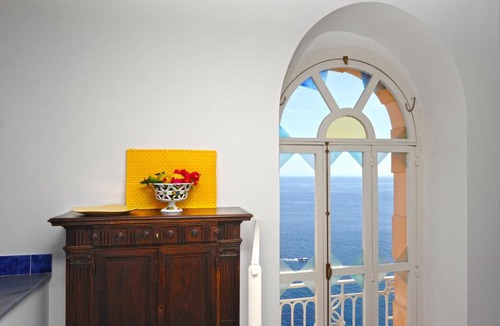 Pogerola House | Casa Mondrian