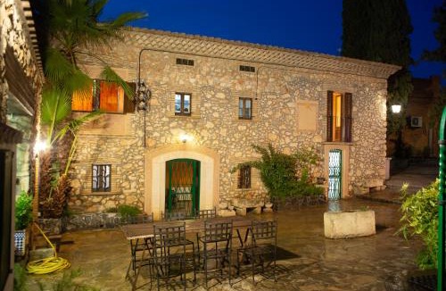 Olerdola Villa | Casa Montserrat Ruralvilla