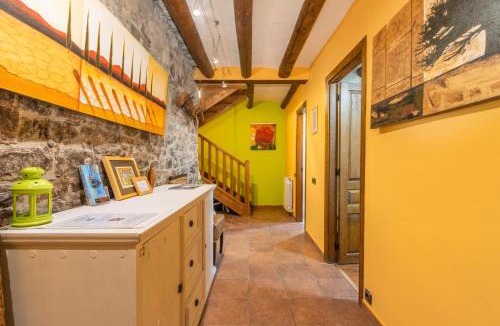 Belsierre House | Casa Pirinea