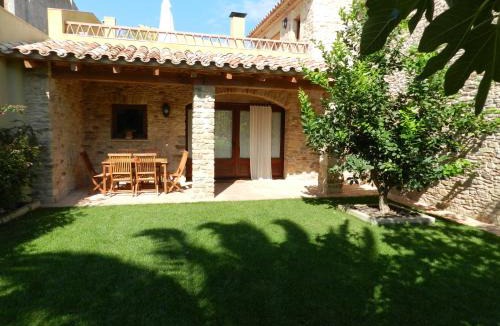 Sant Feliu de Boada House | Casa Rural Can Ginesta