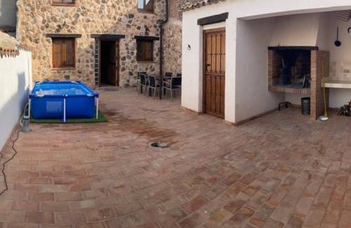 Casas de Ves House | CASA RURAL EL TRANCO DEL LOBO