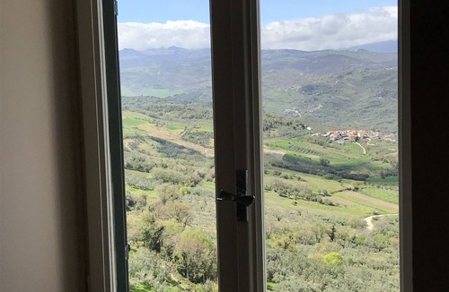 Archi House | Casa Sirolli - vintage house between sea and mountains