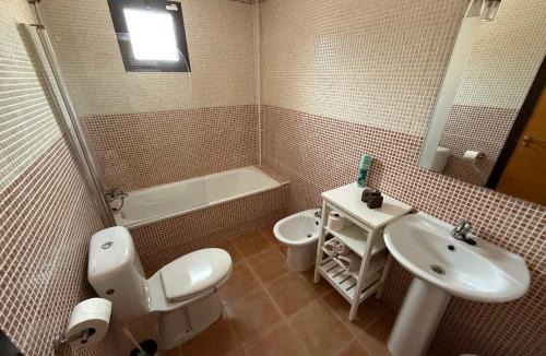 Los Geraeos Apartment | Casa Solanza Rooftop and Pool in Águilas