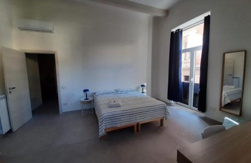 Historical Downtown Salerno Apartment | Casa vacanza Feel Salerno