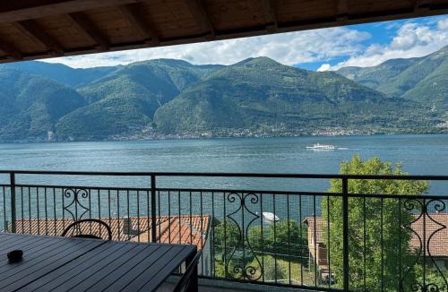 Lezzeno House | casa Venere lake view terrace