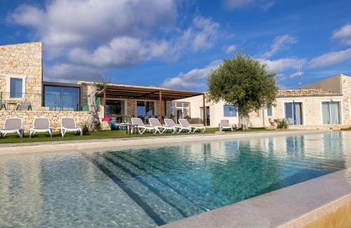 Scicli Villa | Casale degli Ulivi con piscina