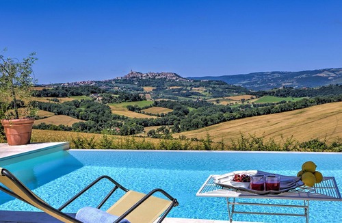 Todi Villa | Casale Dei Gelsomini 8, Emma Villas