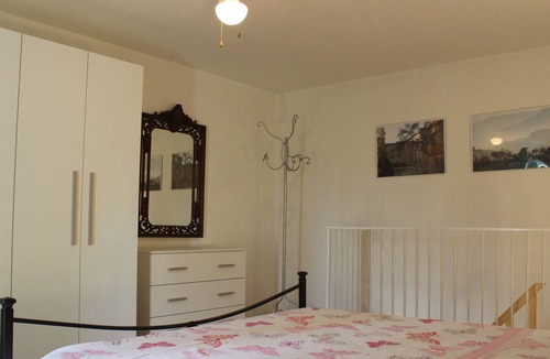 Castel San Pietro Terme Apartment | Casale dei Conti Holiday Apartments - I Calanchi Apartment