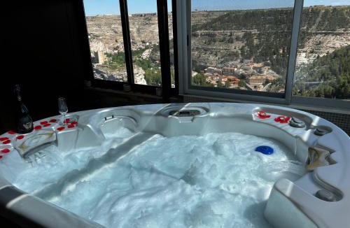 Casas del Cerro House | Casas Rurales Maribel - Complejo El Tejar - Apartamentos con jacuzzi en Alcalá del Júcar