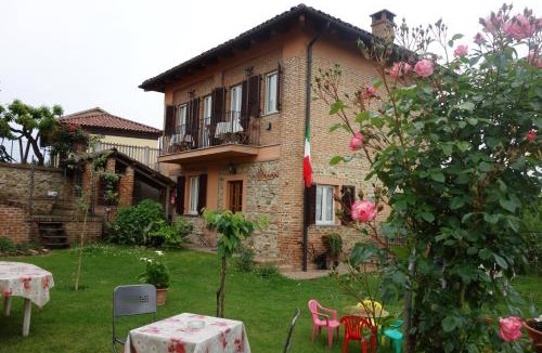 Collina del Negro House | CASCINA SAN SECONDO