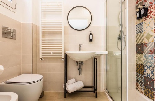 Viagrande House | Case Varanni