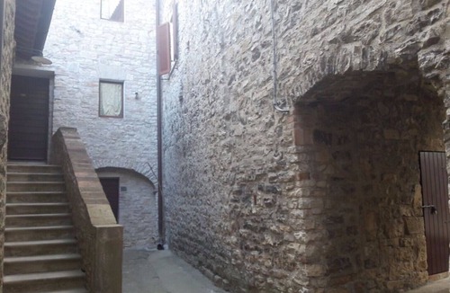 Izzalini Apartment | Castello Izzalini Todi Resort "Apt 8 Twins"