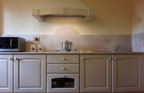 Izzalini Apartment | Castello Izzalini Todi Resort "Apt 3"