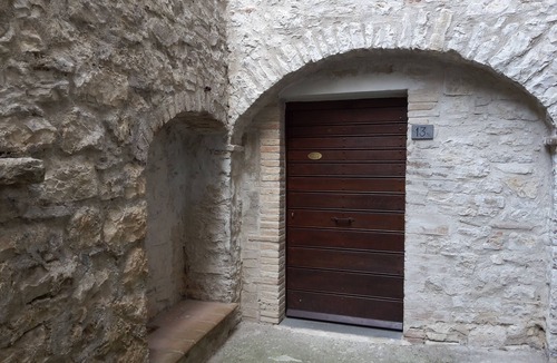 Izzalini Apartment | Castello Izzalini Todi Resort "Apt 5"