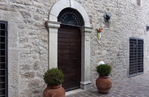 Izzalini Apartment | Castello Izzalini Todi Resort "Apt 13"