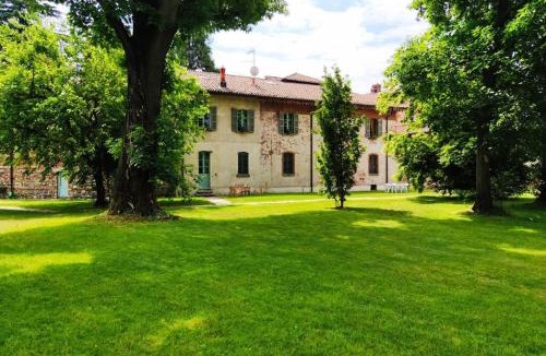 Vaprio d'Agogna Villa | Castello Visconti - Exclusive
