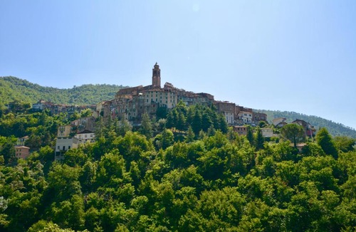 Castel Vittorio Apartment | Castelvittorio home