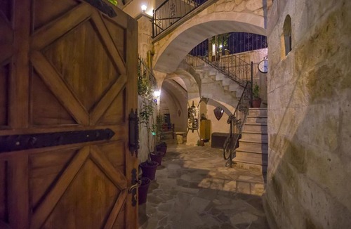Ortahisar Hotel | Castle Inn Cappadocia