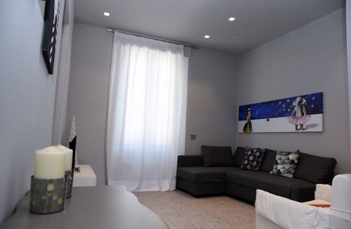 Canelli Apartment | Central River Apartment Appartamento DI Recentissima Ristrutturazione