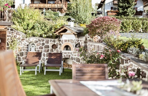 Ortisei Apartment | Centrally located, family-friendly apartment in the middle of the Dolomites
