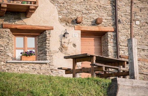 Marmora Ski Chalet | Chalet 'Civico 12' with Mountain View, Shared Garden and Wi-Fi