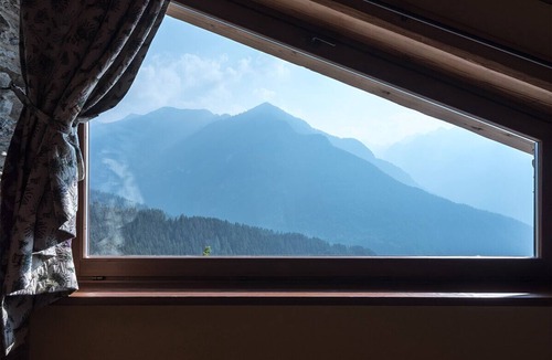 Marmora Ski Chalet | Chalet 'Civico 13' with Mountain View, Shared Garden and Wi-Fi