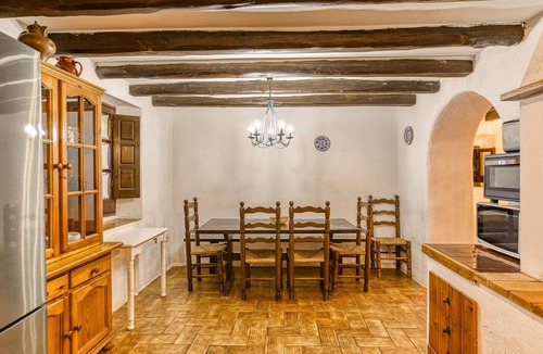 Esponella Ski Chalet | Chalet 'El Revolt De Martís' with Private Pool, Private Terrace and Wi-Fi