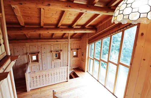 Lamon Ski Chalet | Chalet in Lamon with Stunning Mountain Views