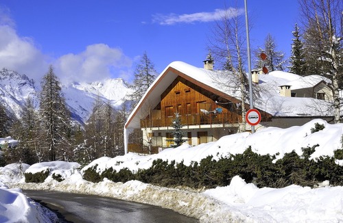 Sauze d'Oulx Apartment | Chalet Jacqueline & Franco - Three-room apartment very close to the ski slopes
