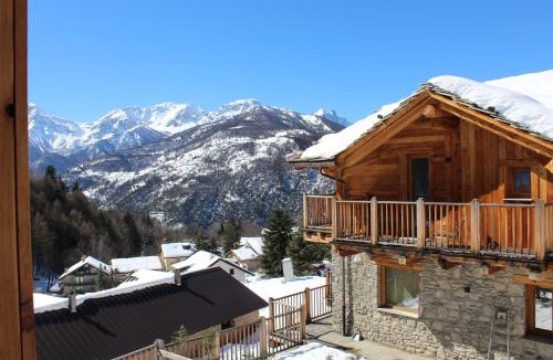 Sauze d'Oulx Ski Chalet | Chalet Merveille Ski In - Ski Out