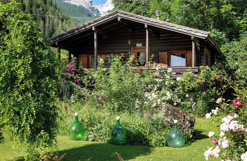 Forno di Zoldo Ski Chalet | Chalet 'Orserose La Bilancia' with Mountain View, Shared Terrace and Wi-Fi