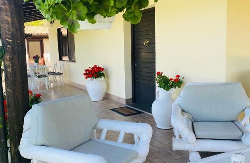 Formello Villa | Chanel Garden Relaxation Home
