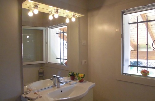 Zero Branco Bed & Breakfast | Charming 3-bedroom B&B with AC, WiFi in quaint Zero Branco