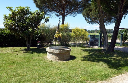Torgiano Apartment | Charming holiday home with pool in a wine estate close to Assisi. Free WIFI