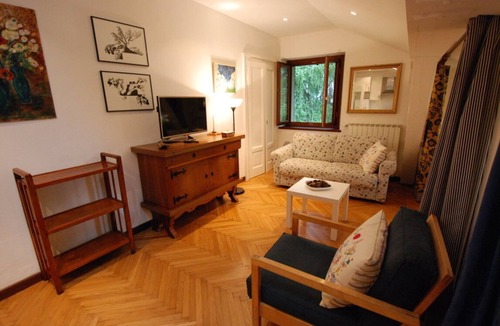 Santa Maria Maggiore Apartment | Charming studio apartment in villa near village center