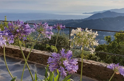 Cogorno House | Charming stone villa with fabulous sea view and max privacy
