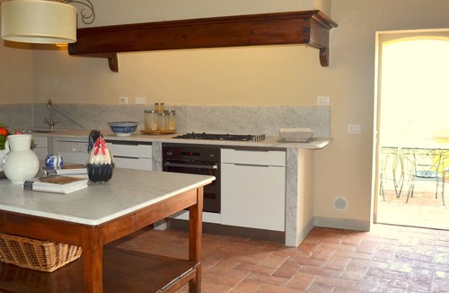 Toiano House | Chateaux in Tuscany - Historical Villa with Private Pool full of Tradition