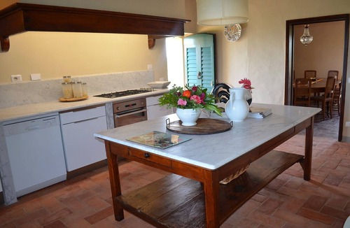 Toiano House | Chateaux in Tuscany - Historical Villa with Private Pool full of Tradition