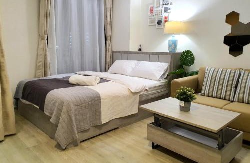 Pom Prap Apartment | Chinatown Residence Yaowaraj Bangkok Watmungkorn MRT Station