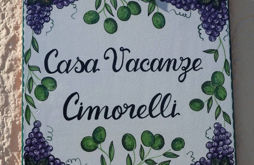 Venafro House | CIMORELLI HOLIDAY HOME SURROUNDED BY OLIVE TREES IN THE VENAFRO PLAIN