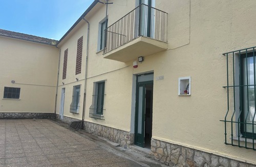 Venafro House | CIMORELLI HOLIDAY HOME SURROUNDED BY OLIVE TREES IN THE VENAFRO PLAIN