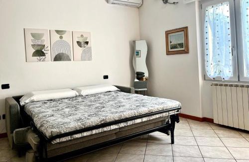 Mandello del Lario Apartment | Civico 20, Quiet Cozy Studio Air Condition