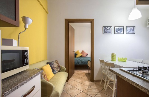 Tuscolano House | Close to the center: House with garden