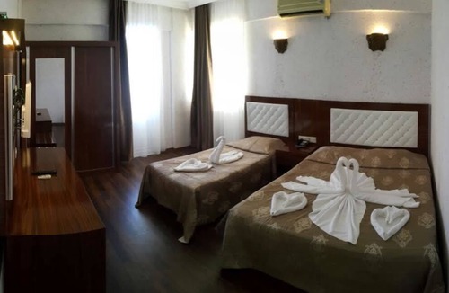 Tosmur Belediyesi Resort | Club Bayar Hotel - All Inclusive