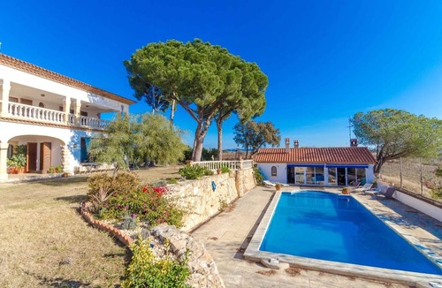 Banyeres del Penedes Villa | Club Villamar - Stunning home with private pool in a quiet area for a relaxing family holiday