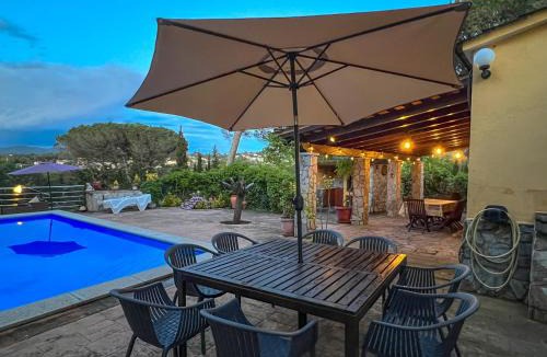 Mont Barbat Villa | Club Villamar - Iako